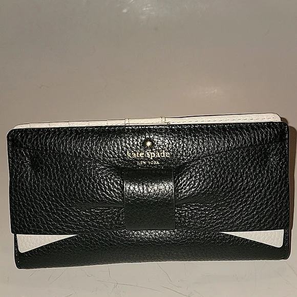 KATE SPADE EDEN LANE STACY BIFOLD WALLET - Picture 1 of 10